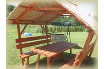 Hungary Privát Egerszalók, Exterior